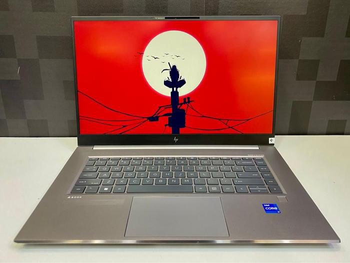 Laptop HP ZBook Studio 15 G8 Core i7 Gen 11 - 32GB - SSD 1TB - 15 inch - RTX 3070 8GB - TouchScreen - Win 11 Pro - ORI 