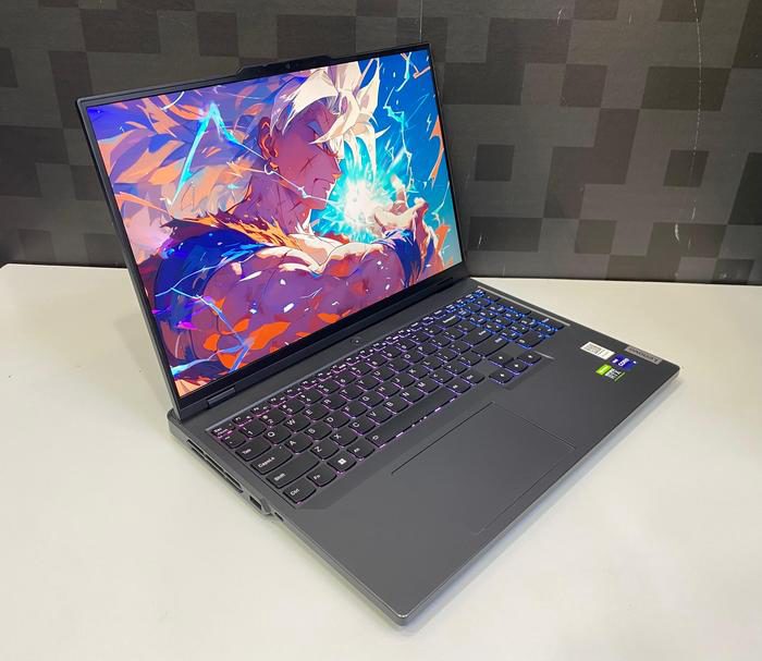 Laptop Lenovo LEGION Pro 5 16IRX8 Core i9 Gen 13 - RAM 32GB - 1TB - 16 inch - NDIVIA RTX 4070 - Super Gaming - WIN 11 PRO - foto 2