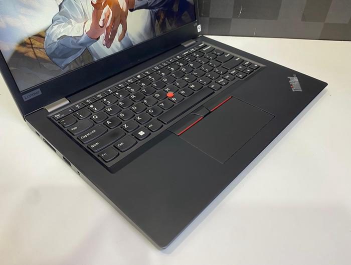Laptop Lenovo ThinkPad L13 G2 Core i5 Gen 11 - RAM 16GB - SSD 1TB - 13 inch - Series Business - Windows 11 Pro - L13 G2 i5 Gen 11 - foto 2